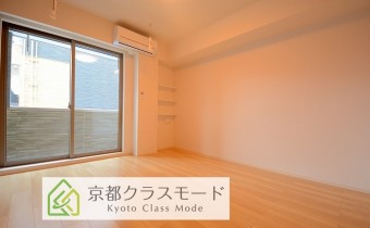  Room7