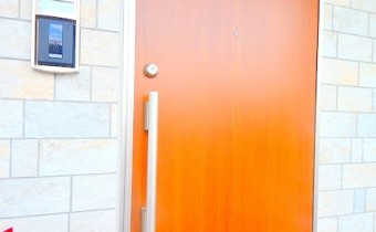 玄関ドア