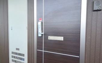 玄関ドア