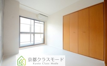 Room6