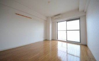 Room8