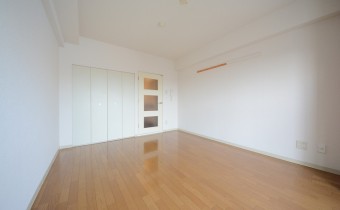 Room8