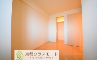 Room 5