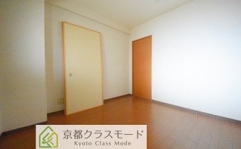 Room 5.7