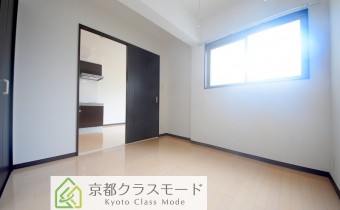 Room5