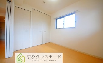 Room 4.4