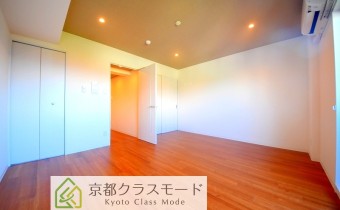 お洒落な室内空間♪広々10.3帖のお部屋です！