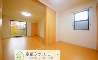 Room4