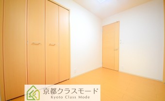 Room4