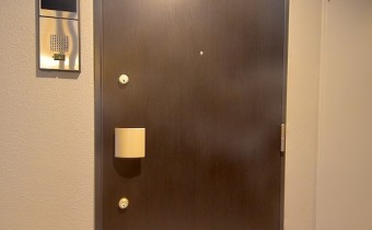 玄関ドア