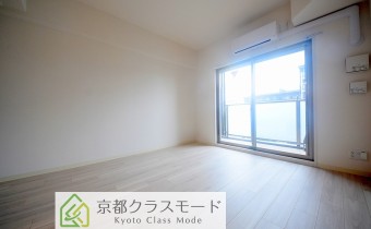 Room 7.7