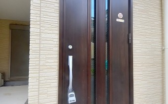 玄関ドア