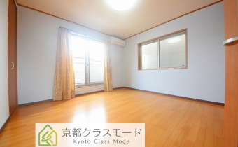 Room 8
