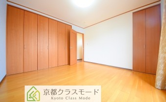 Room 8