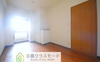 Room5.4