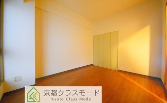 Room5.7
