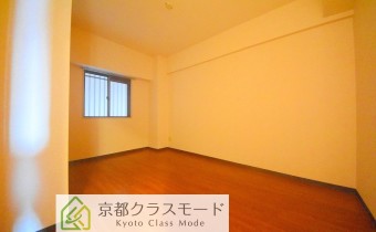 Room7.1
