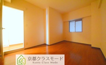Room7.1