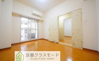 Room6