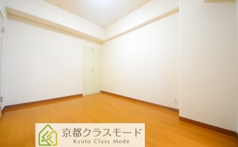 Room6