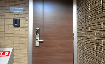 玄関ドア
