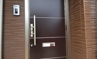 玄関ドア