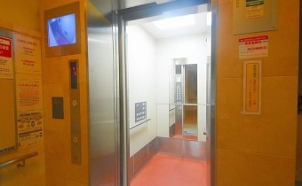 エレベーター