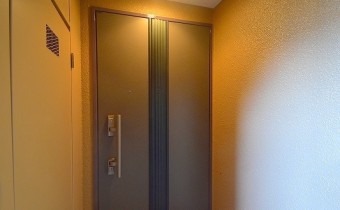玄関ドア