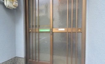 玄関ドア