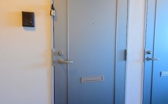 玄関ドア
