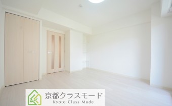 Room8.1