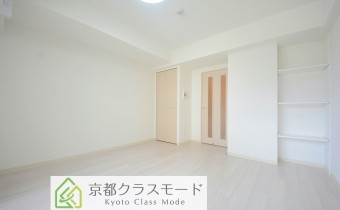 Room8.1