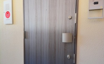 玄関ドア