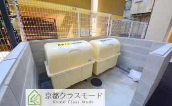 敷地内ゴミ置場