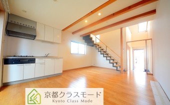 お洒落な「メゾネットタイプ」のデザイナーズ物件です♪