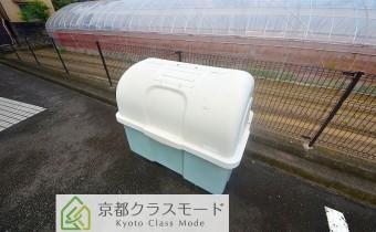 敷地内ゴミ置場