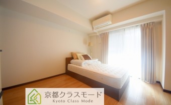 Room 7.7