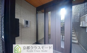 エントランスドア