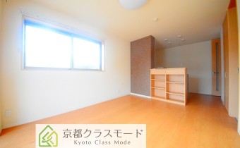 「南西角部屋」ですので日当たり良好♪女性に人気のカウンターキッチンタイプ！