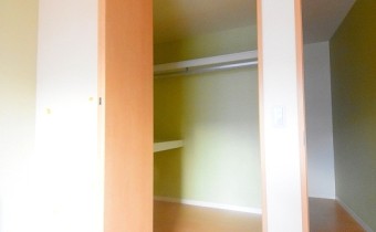 Room 7.6のウォークインクローゼット