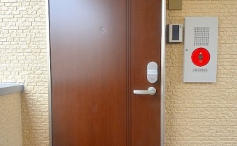 玄関ドア