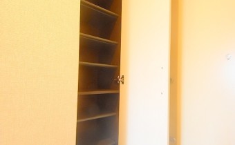 シューズボックス