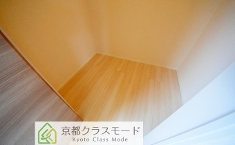 ウォークインクローゼット（内部）