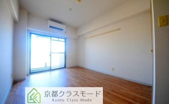 Room 7.7