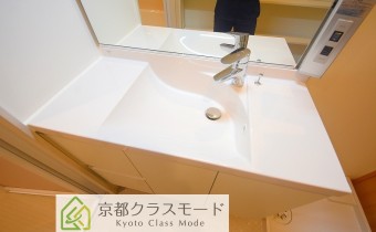 独立洗面台