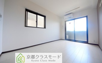 Room 8