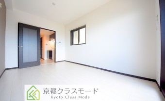 Room 8