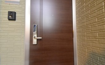 玄関ドア