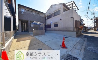 敷地内ガレージ
