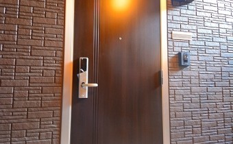 玄関ドア